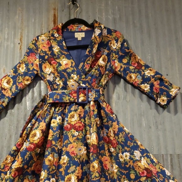Lindy Bop Vivi Dark Blue Floral Swing Dress - Picture 2 of 4